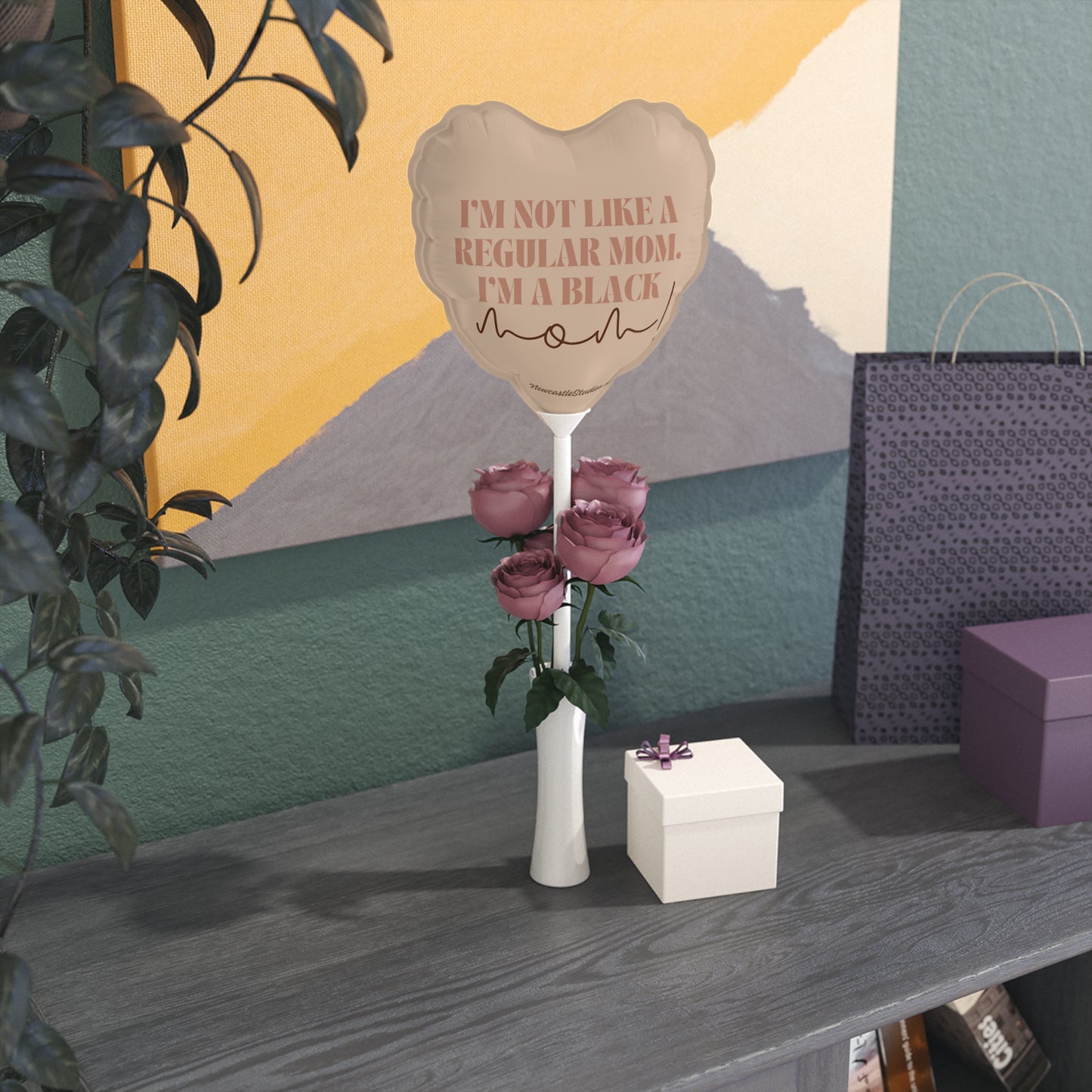 "I'm Not a Regular Mom" Balloon (6 in)