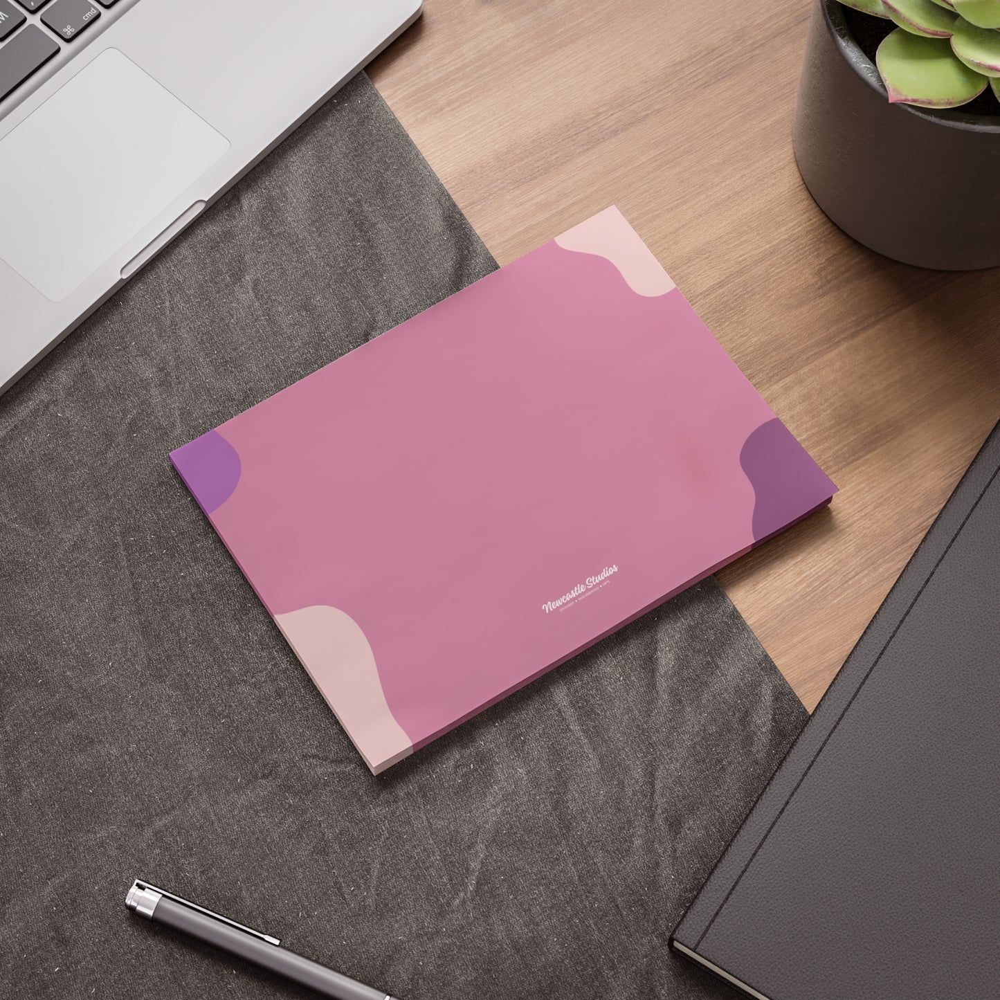 "Blackberry" Post-it® Notepad